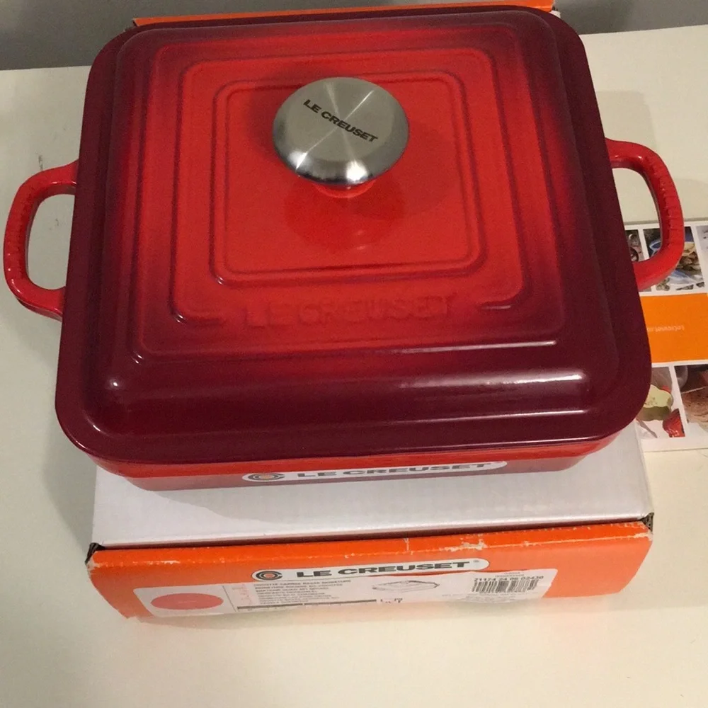 NWT Le Creuset 3 Qt Square Cocotte Cerise Red Cast Iron Dutch Oven